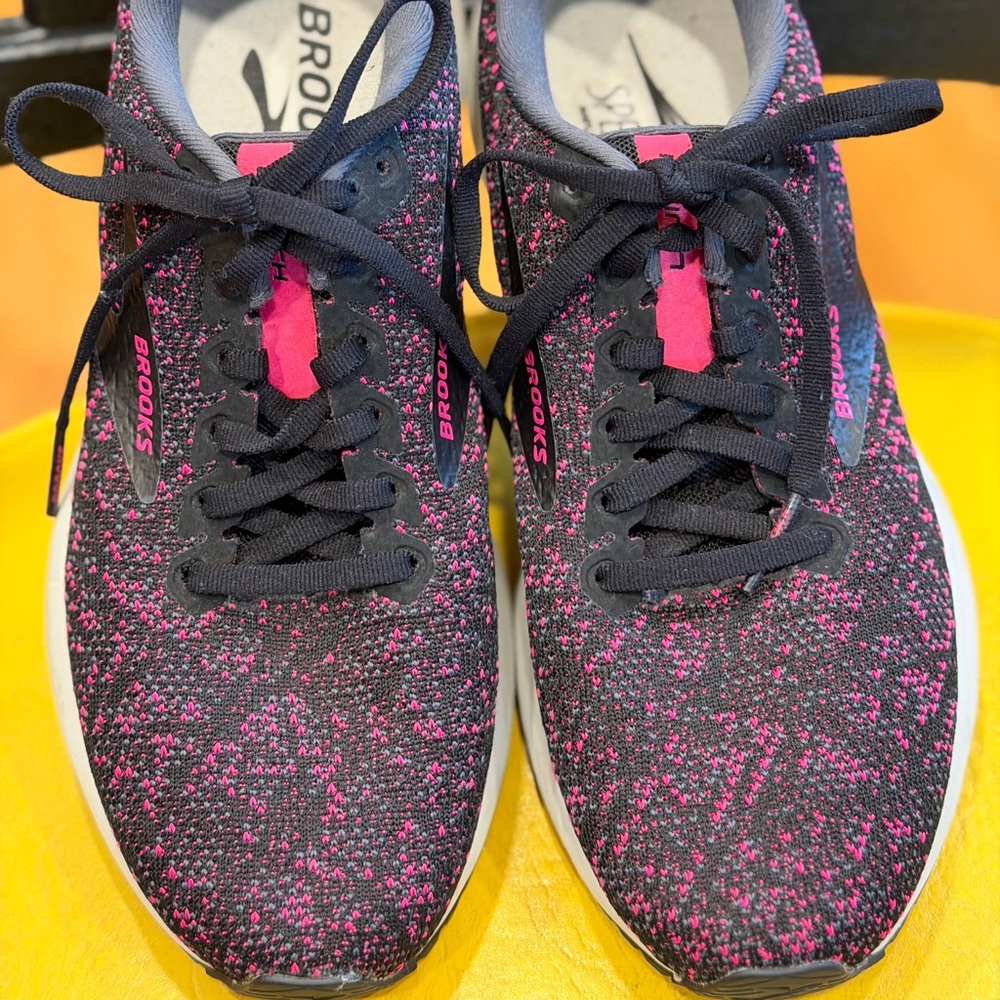 Brooks Launched 7  athletic shoes!